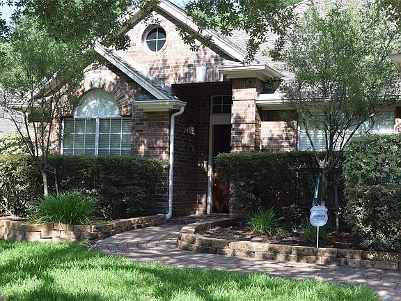 2nd image of 13502 Anderson Woods Dr