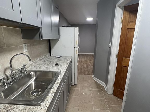 2nd image of 1249 E Chelten Ave