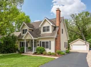 4704 Woodward Ave, Downers Grove, IL 60515