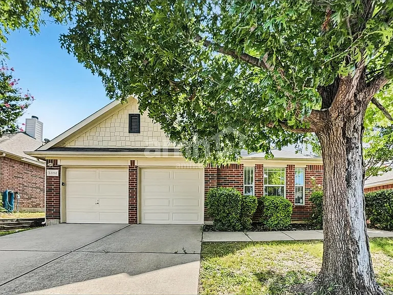 12232 Lamington Dr — Photo 1