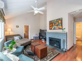 197 River Dr, Lake Hiawatha, NJ 07034