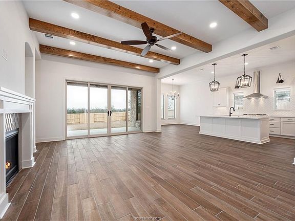 2nd image of 1933 Cottonwood Terrace Ct