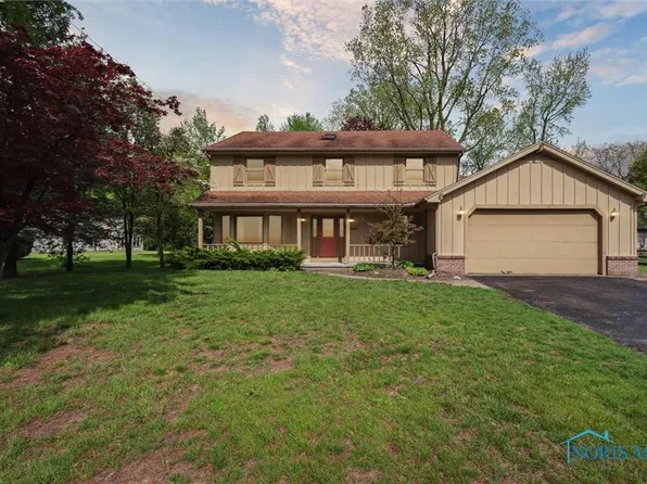 2560 Sequoia Dr, Toledo, OH 43617
