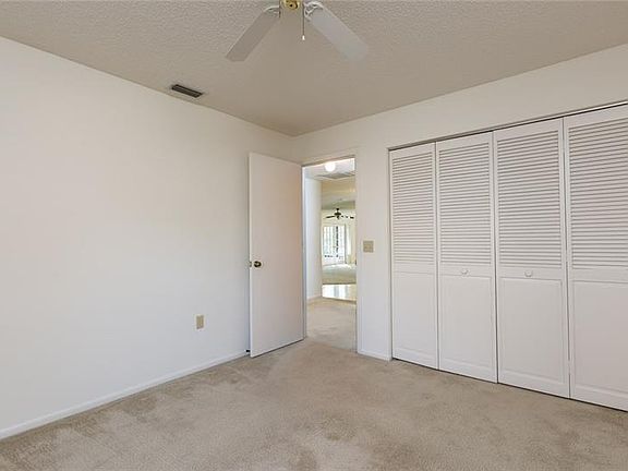 4th image of 206 Laurel Hollow Dr #4