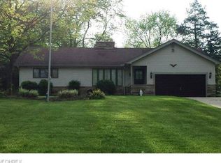 5983 Robertdale Rd, Bedford, OH 44146