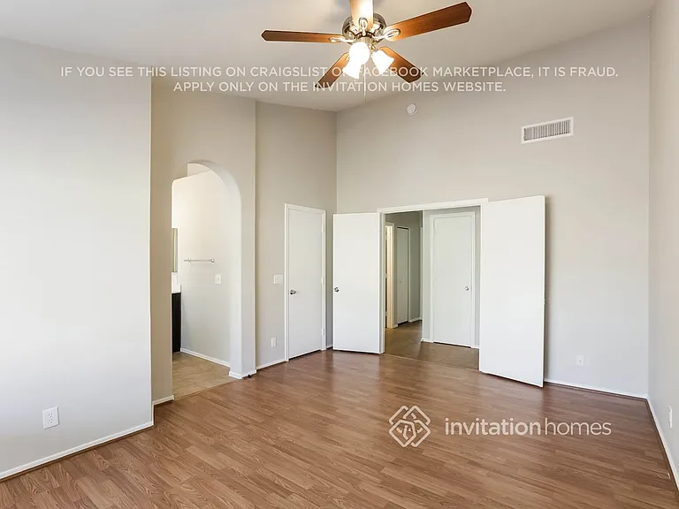 2110 N Ithica St — Photo 11