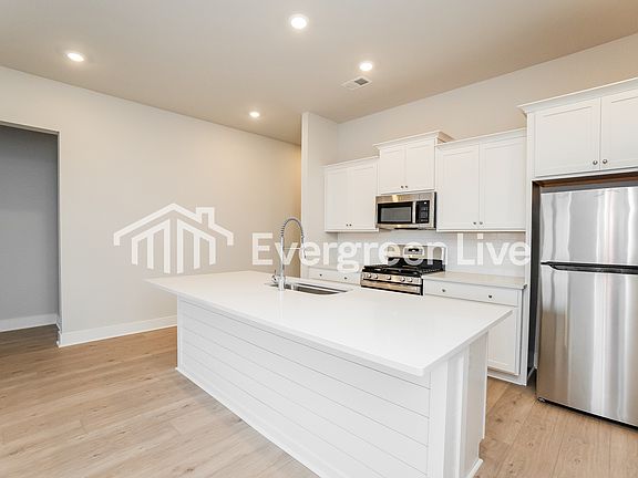 5th image of 133 Bloomsbury St
