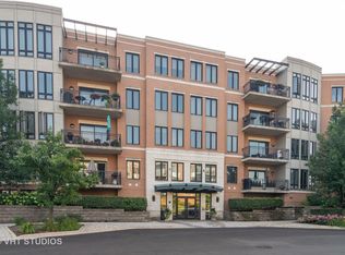 145 S York St UNIT 204, Elmhurst, IL 60126