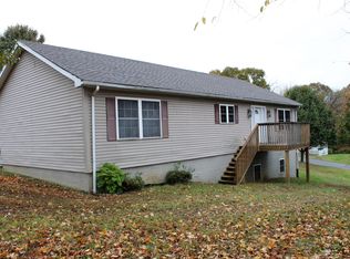 701 W Chestnut St, Dickson, TN 37055