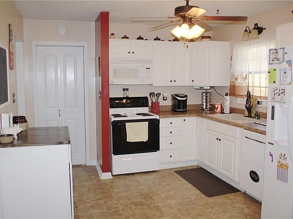 4th image of 5441 Lobo Dr