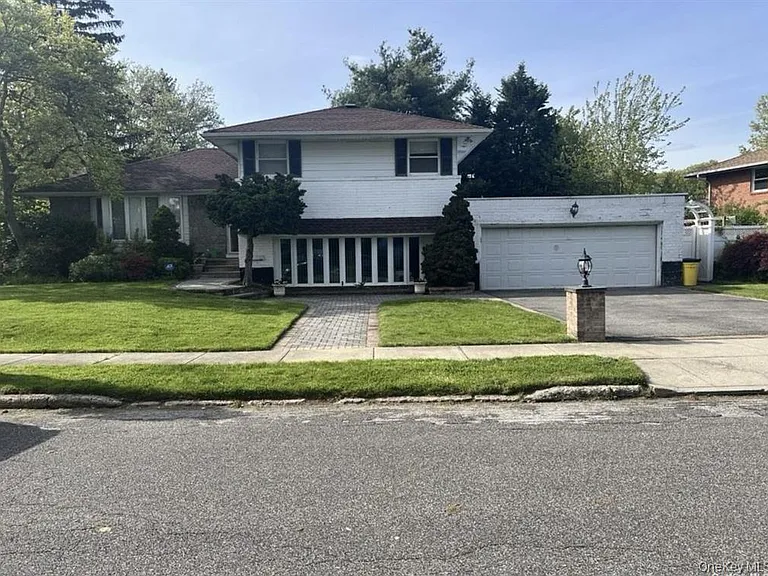 30 Michael Rd — Photo 14