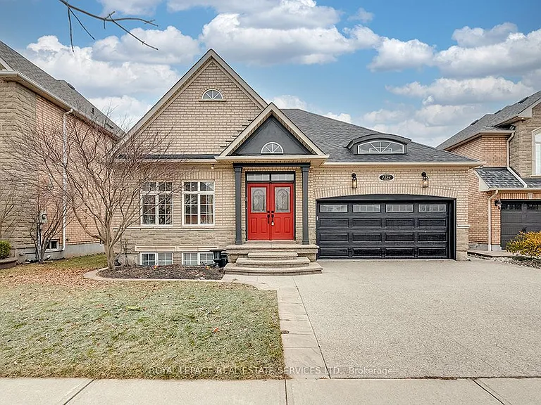 2596 N Ridge Trl — Photo 1