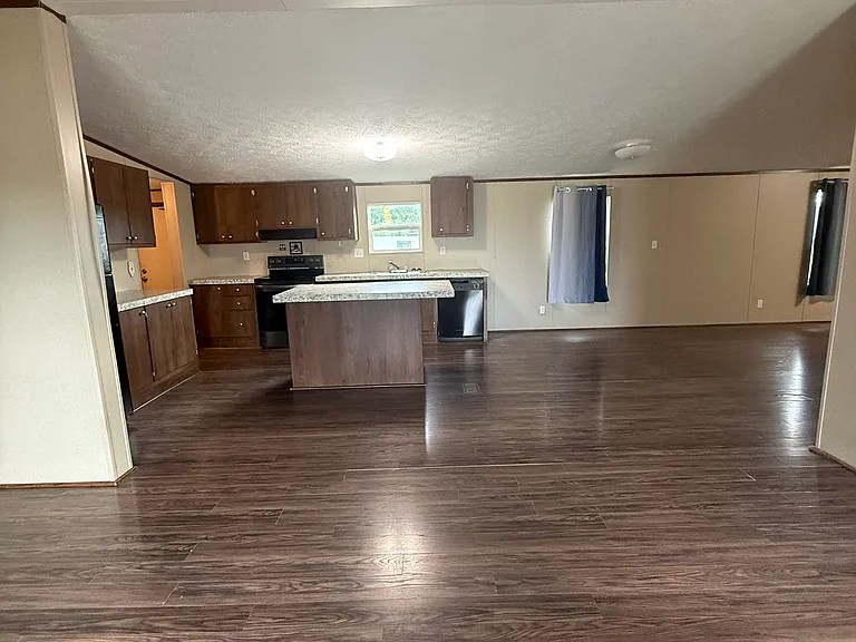 6704 Andrew Ct — Photo 14