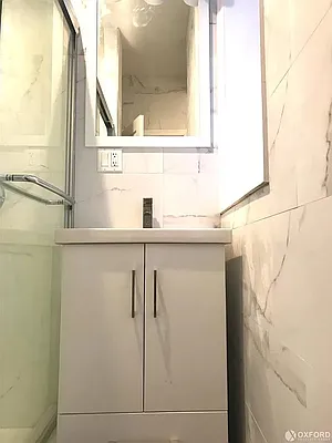 Rented by Oxford Property Group | media 79