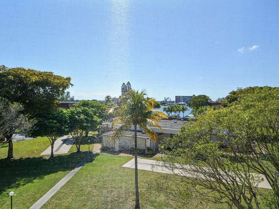 1st image of 1450 NE 191 St 405 #405