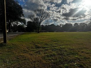 2203 Shannon Dr, Huntsville, TX 77320