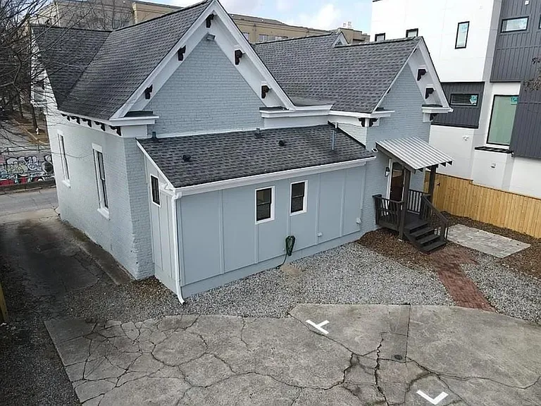 74 Boulevard SE — Photo 11