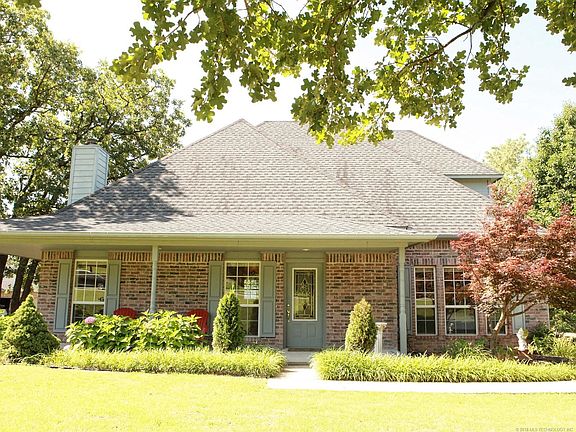 2nd image of 502 Rockwood Dr