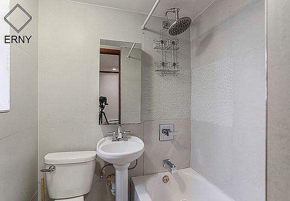 5th image of 144 Lefferts Pl #1C