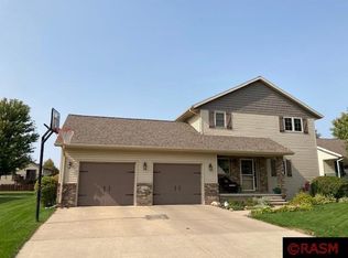 1430 7th St N, New Ulm, MN 56073