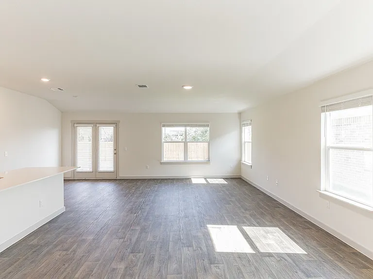 209 Elm Creek Dr #1 — Photo 7