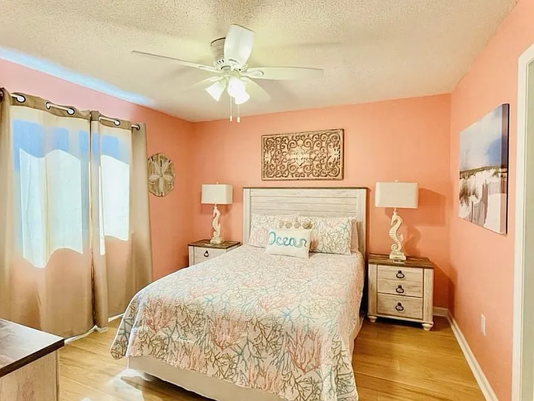 1509 N Waccamaw Dr #208 — Photo 4