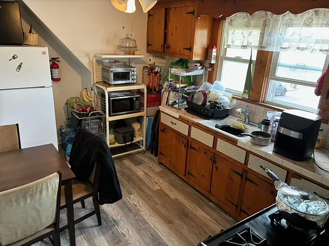 2 bed, 800 sqft, $2,500 — Photo 3