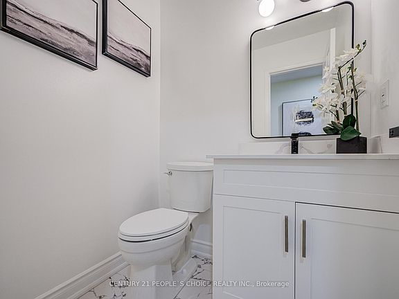 4th image of 126 Summitcrest Dr