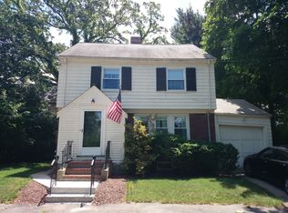 52 Woodard Rd, West Roxbury, MA 02132
