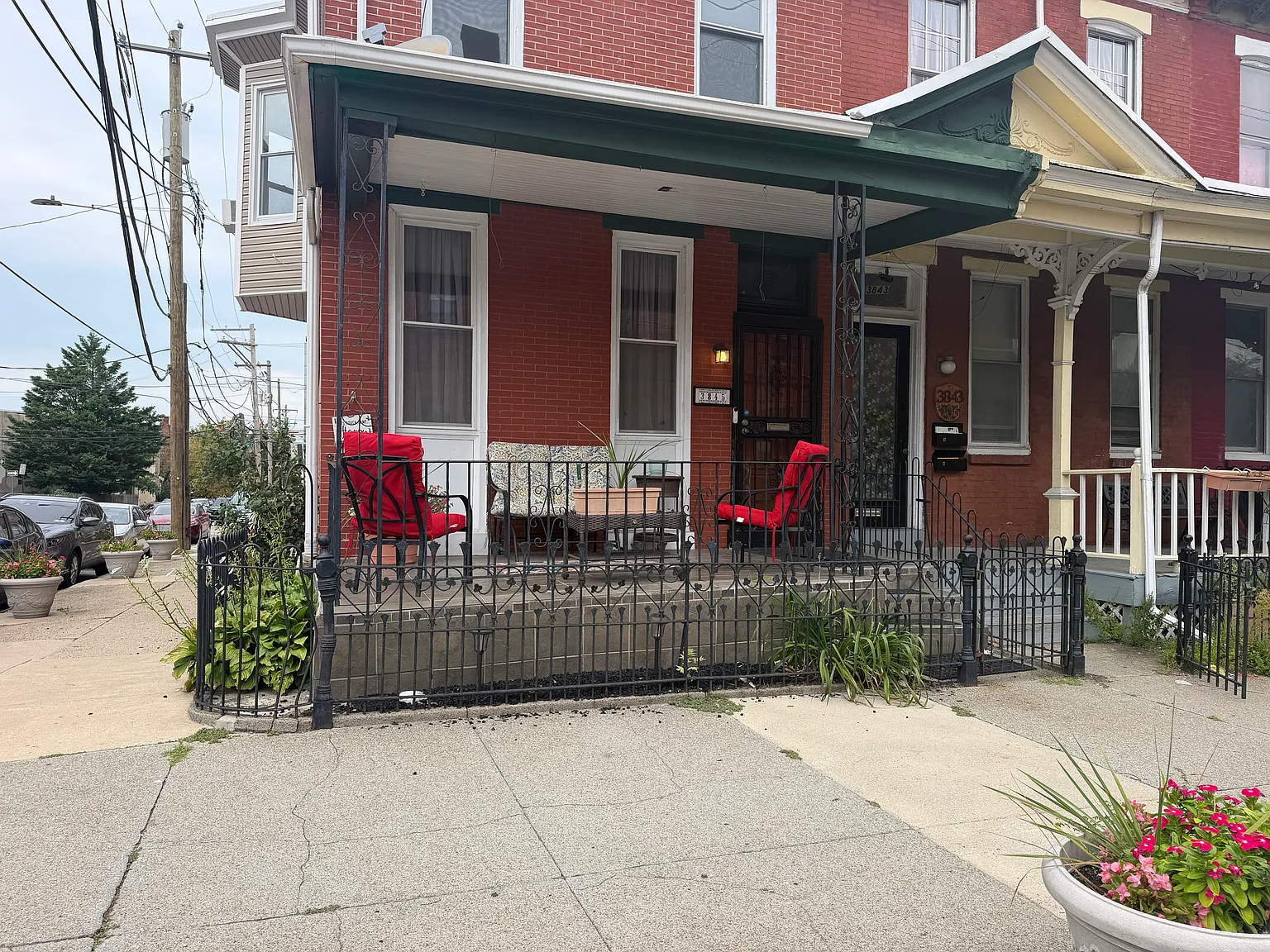 2 bed, $1,800 — Photo 1