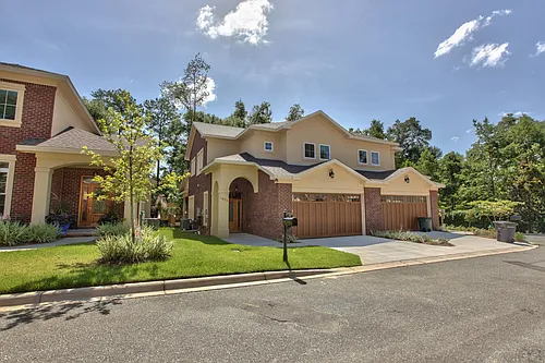 1817 Ashley Hall Way Photo 1