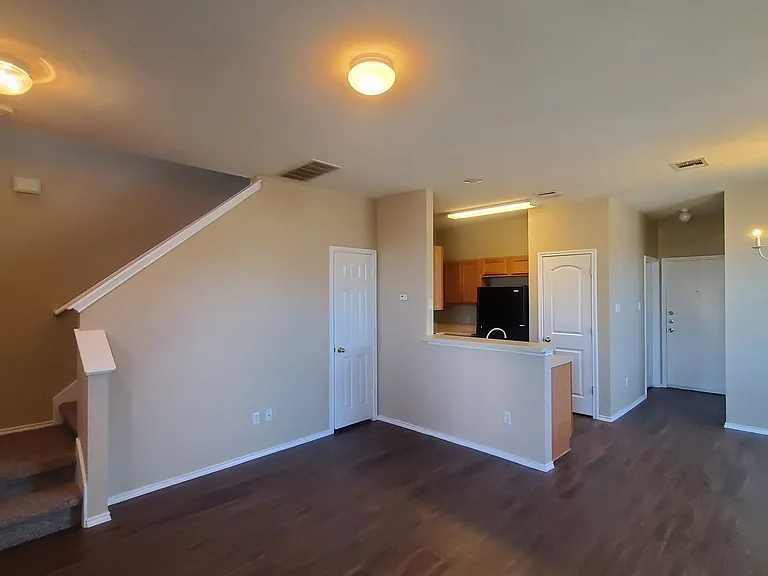 14001 Cambourne Dr — Photo 25