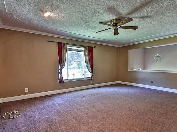 4th image of 7205 Lathrop Ave
