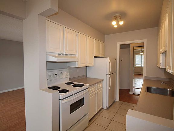 2nd image of 11425 41st Ave NW