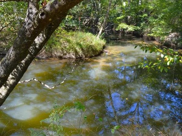 Highway 570, Summit, MS 39666