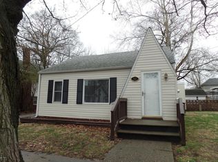 219 W Ogara St, Harrisburg, IL 62946