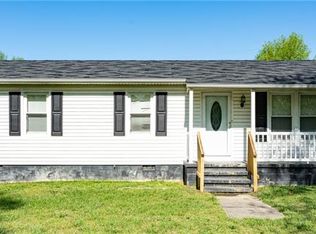 1802 Vessels Rd, Newtown, VA 23126