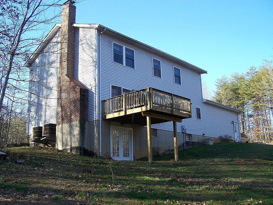 2nd image of 16320 Deerfield Ln