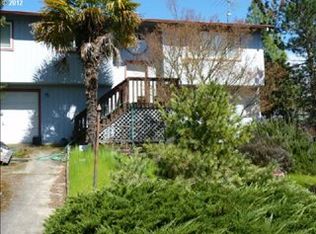 121 Laguna Ct, Roseburg, OR 97471