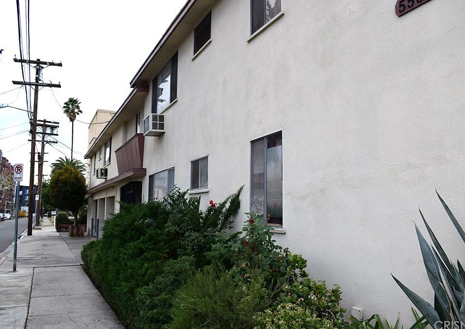 1st image of 11120 Burbank Blvd