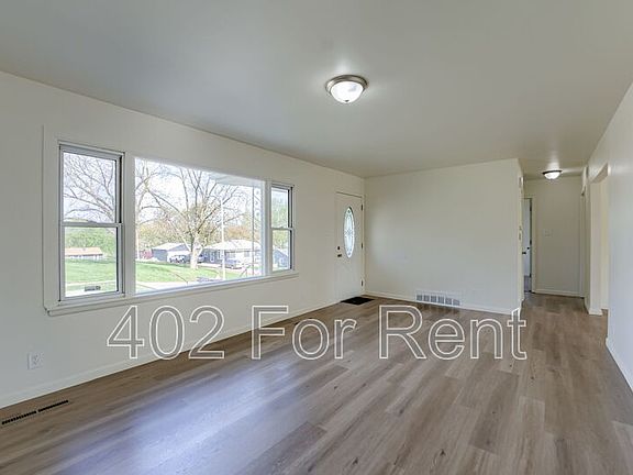4th image of 2825 S 38th Ave