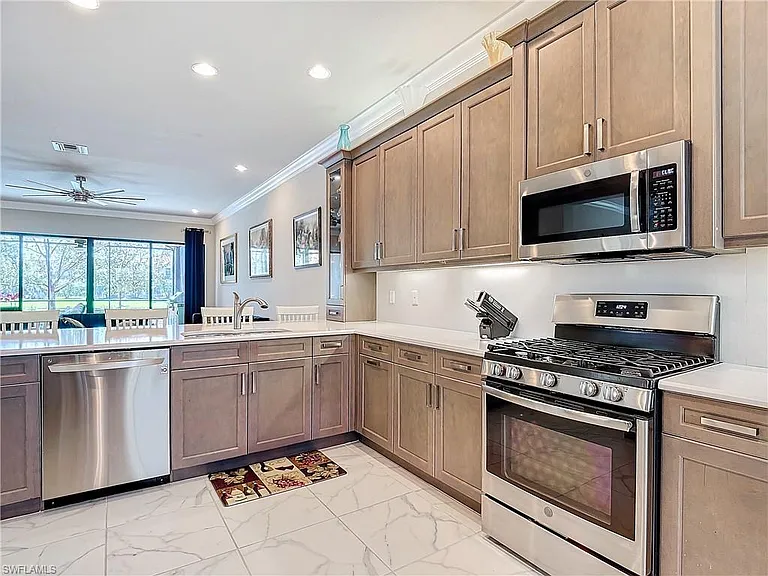 4310 Aurora St — Photo 12