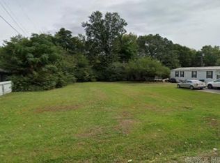 724 Fairview St, Conway, AR 72034