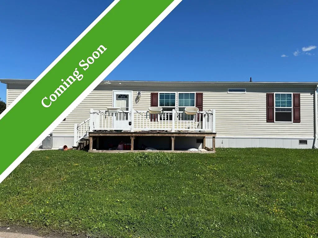4 bed, 2.0 bath, 1356 sqft, $1,800 — Photo 1
