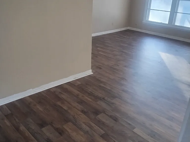 1709 S Wallace Dr — Photo 7