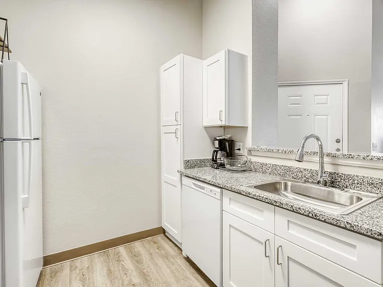 Worthington Point Apartments — Photo 47