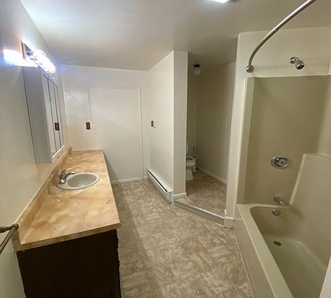 5th image of 2405 9th Ave N #1