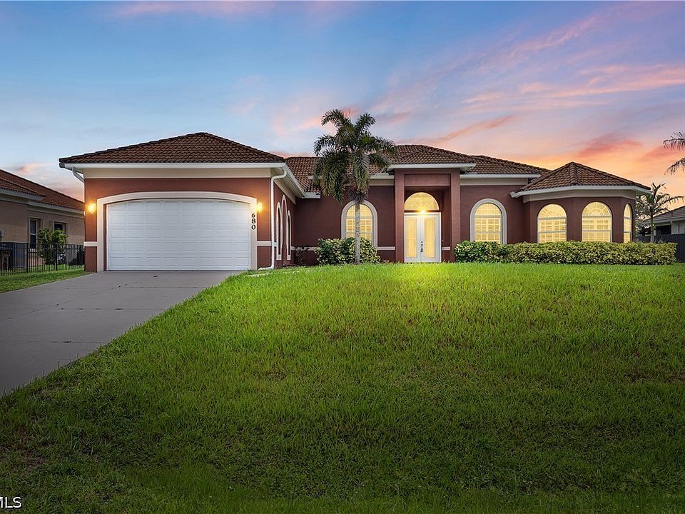1st image of 680 Mirror Lakes Ct