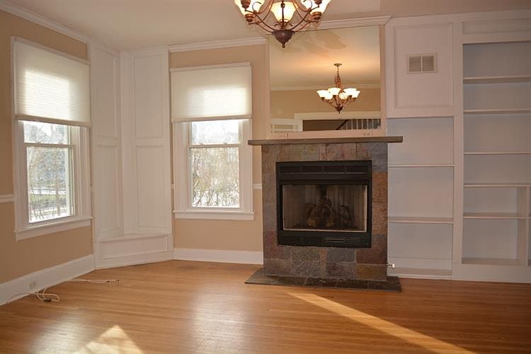 24 Pennsylvania Ave, Flemington, NJ 08822 Zillow