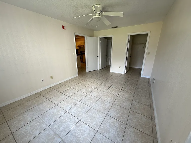 2550 N Alafaya Trl #1107 — Photo 7